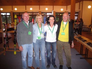 Berater Team beim Skiflohmarkt